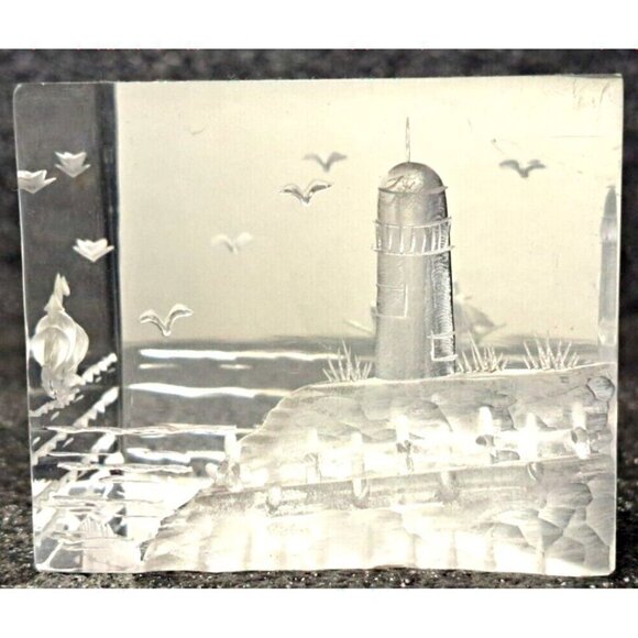 Triangle Shaped Paperweight Etched Lighthouse Sailing Ships Seagulls - Picture 3 of 6